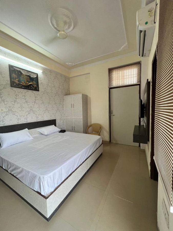 Hotel Grand Mala ชัยปุระ ภายนอก รูปภาพ
