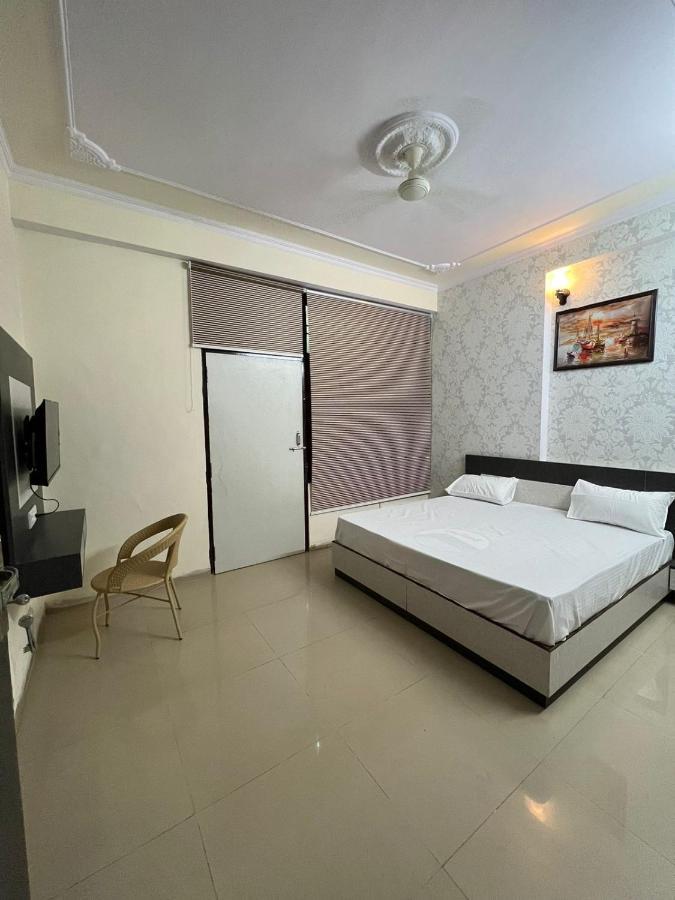 Hotel Grand Mala ชัยปุระ ภายนอก รูปภาพ