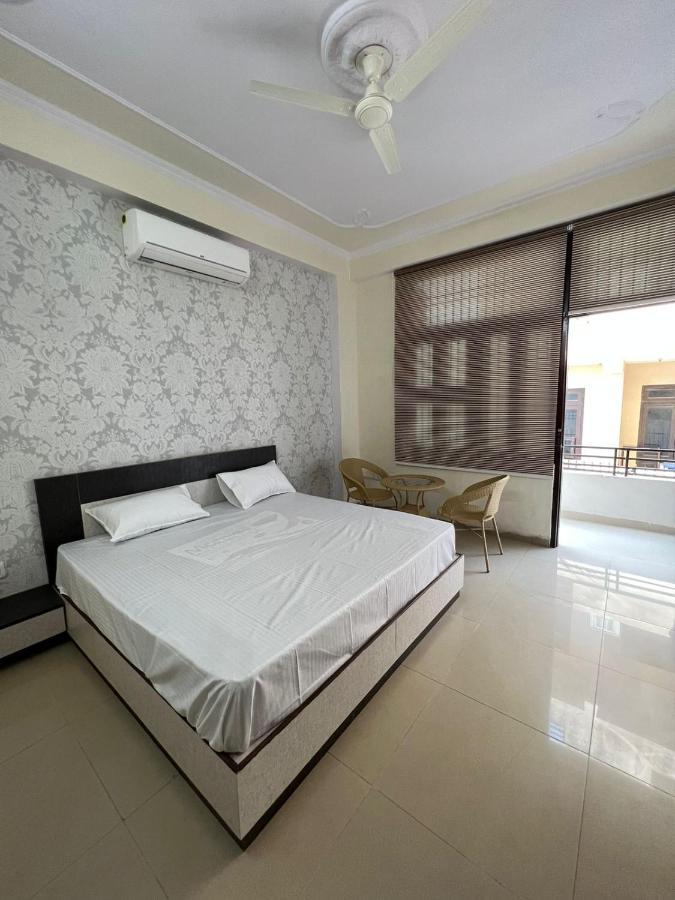 Hotel Grand Mala ชัยปุระ ภายนอก รูปภาพ
