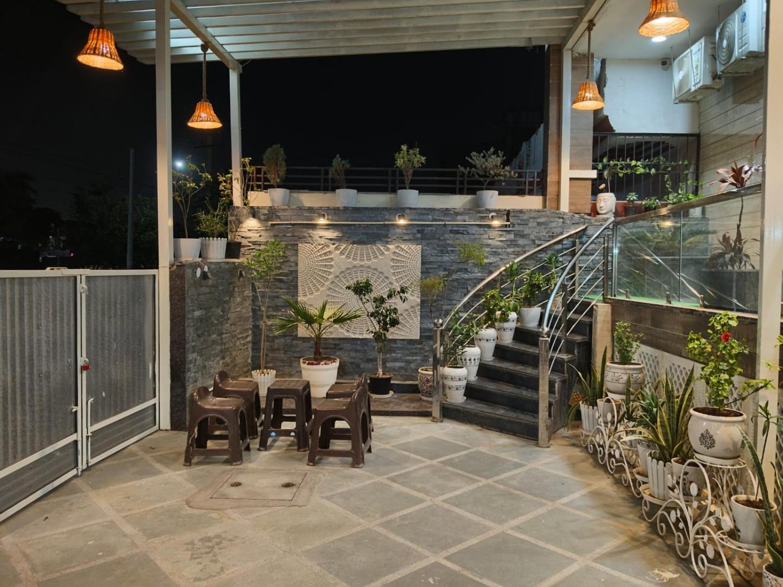 Hotel Grand Mala ชัยปุระ ภายนอก รูปภาพ